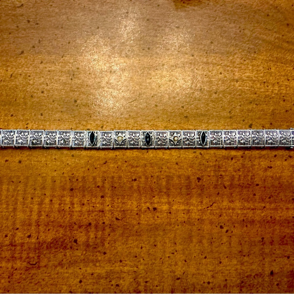Vintage bracelet!!